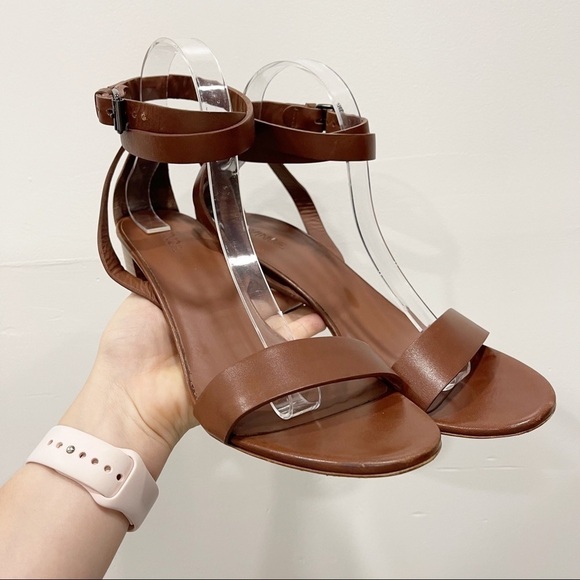 Vince Farley Ankle Wrap Block Heel Sandal in Sable 10 - Picture 5 of 10